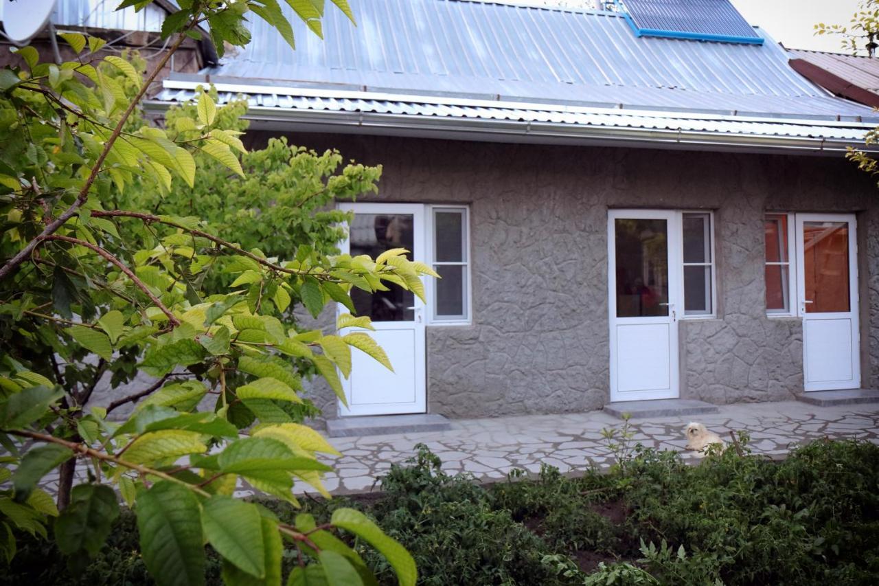 Vanand Guest House Gyumri Exterior photo